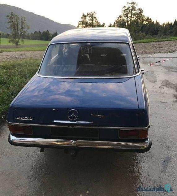 1969' Mercedes-Benz 220 photo #4