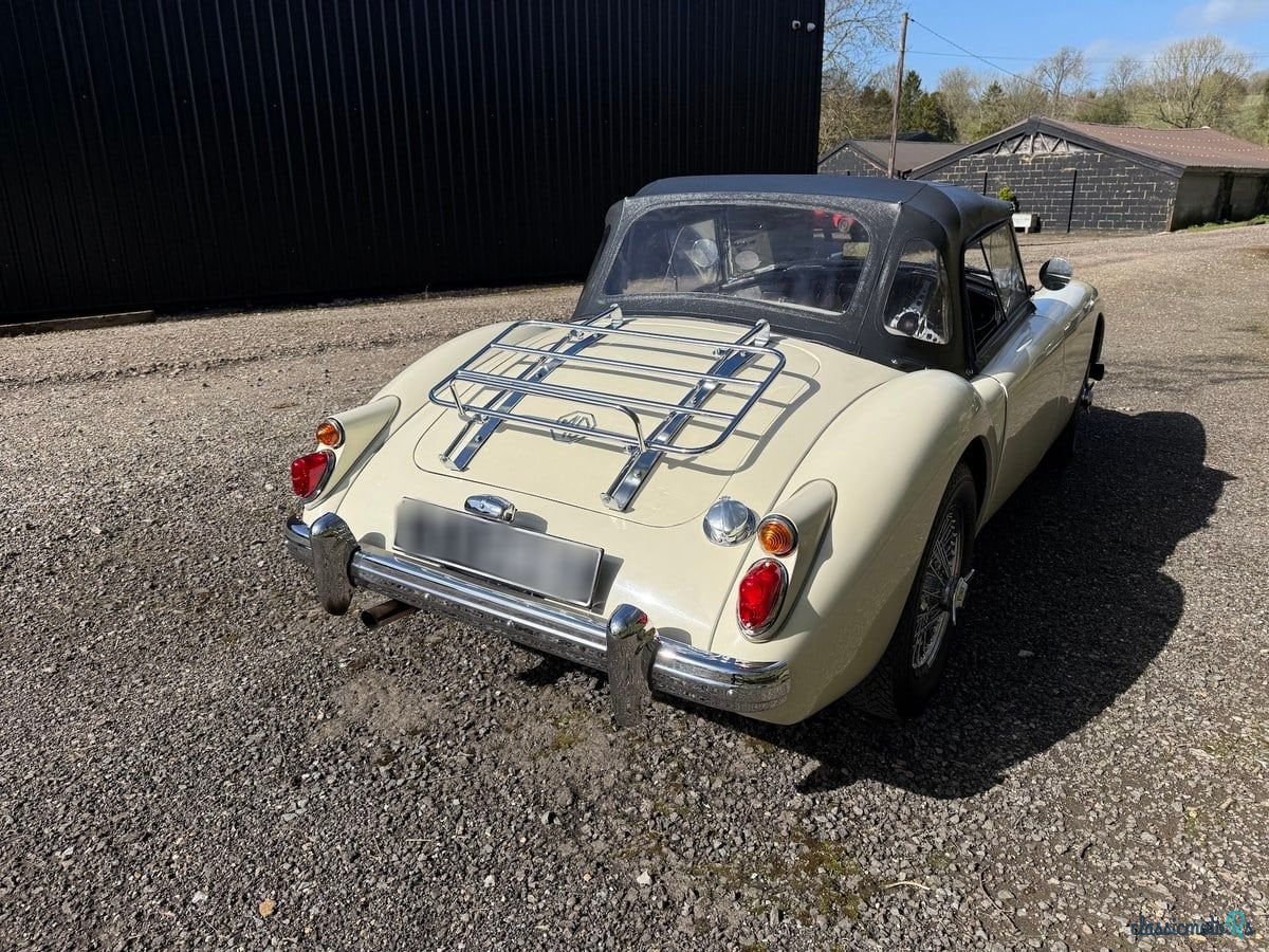 1959' MG MGA photo #6