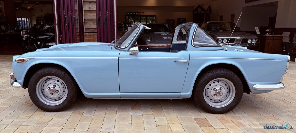 1966' Triumph TR4 photo #3