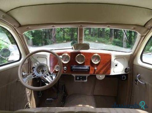 1937' Cord Beverly Bustleback photo #5