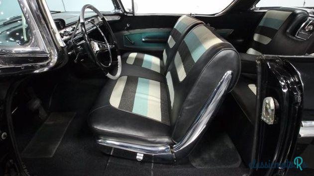 1958' Chevrolet Impala photo #3