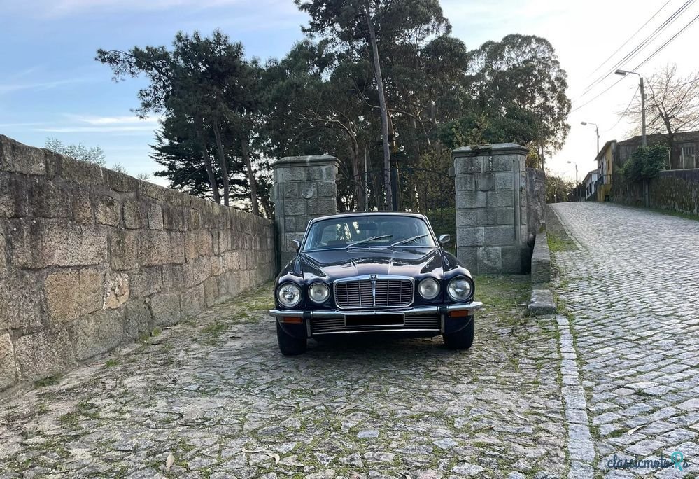 1974' Jaguar XJ 6 4.2 photo #4