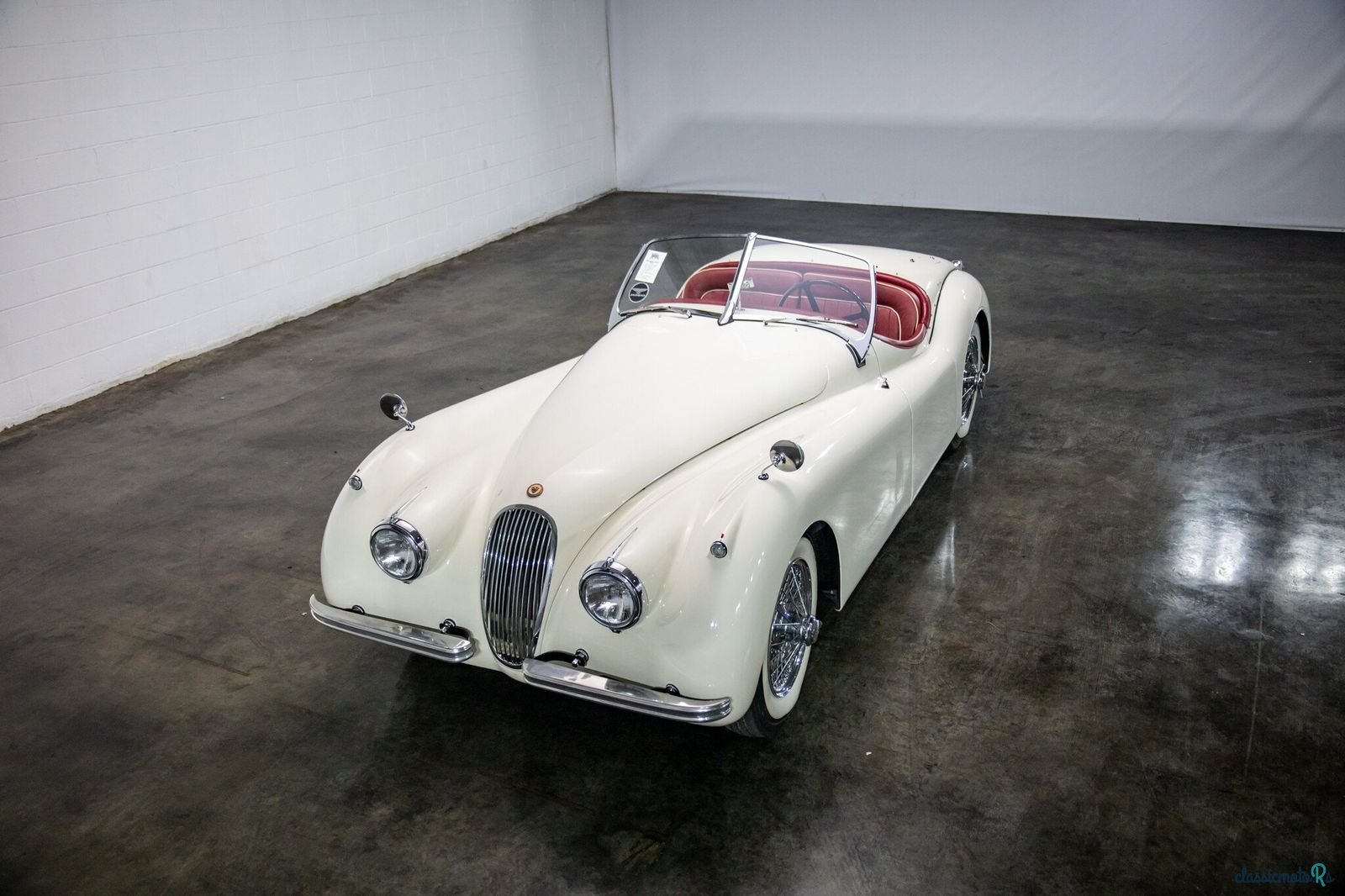 1954' Jaguar XK 120 photo #3