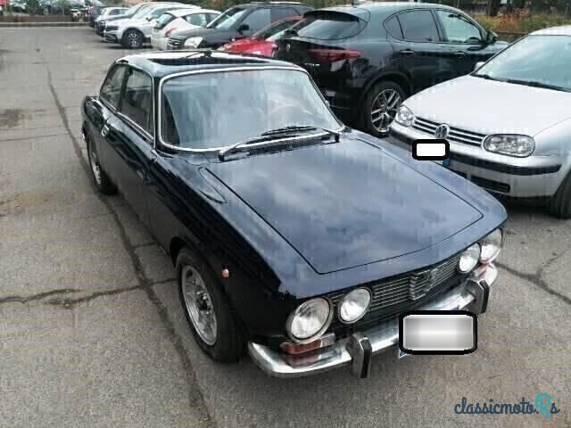 1973' Alfa Romeo GT photo #3
