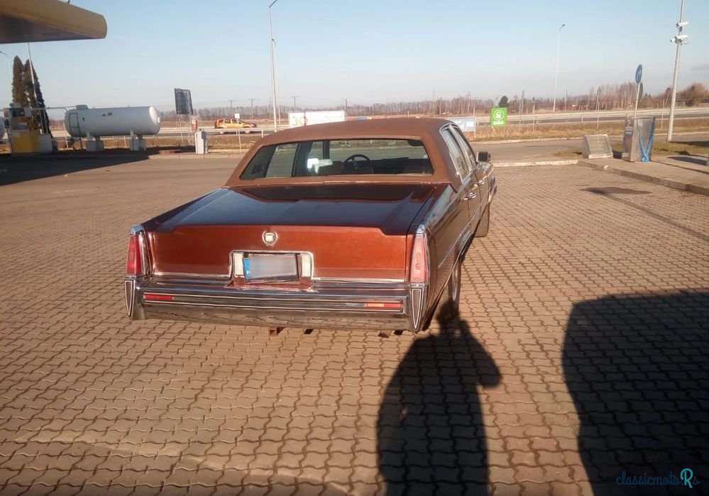 1977' Cadillac Fleetwood photo #6