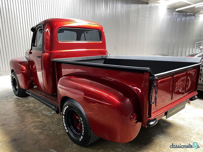 1952' Ford F-100 photo #5