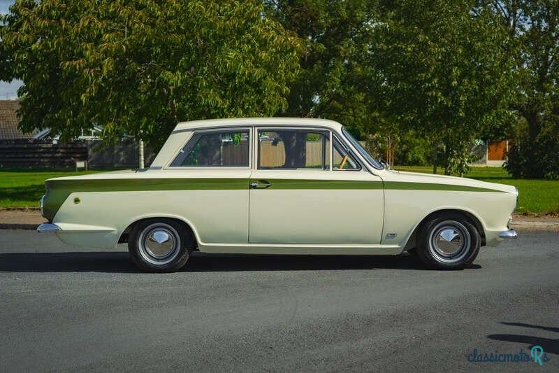 1963' Ford Mk 1 Lotus Cortina Replica photo #6