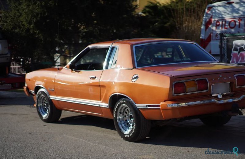 1975' Ford Mustang photo #4