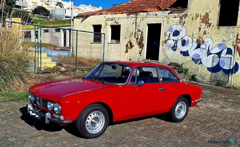 1974' Alfa Romeo 2000 Gtv photo #5