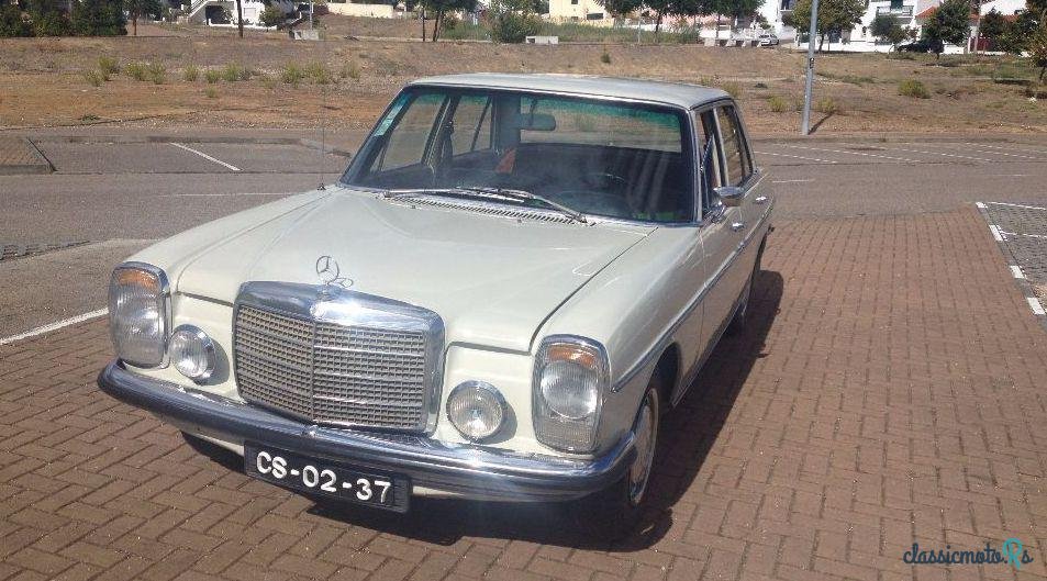 1969' Mercedes-Benz 200 W115/8 photo #4