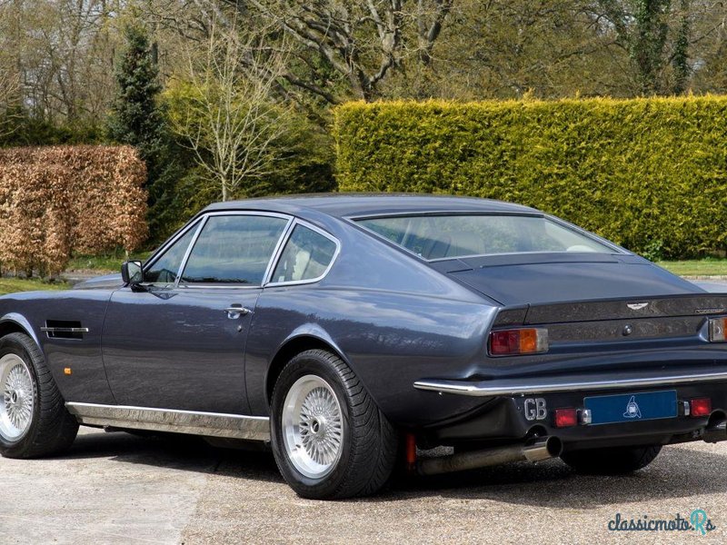 1974' Aston Martin V8 photo #2