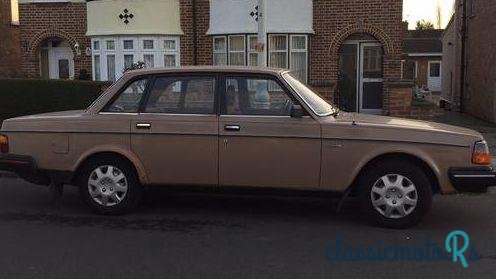 1982' Volvo 244 Dl photo #3