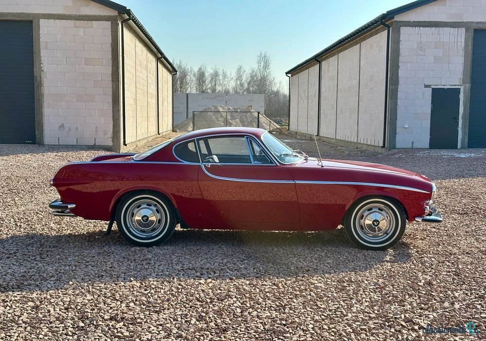 1965' Volvo P1800 photo #6