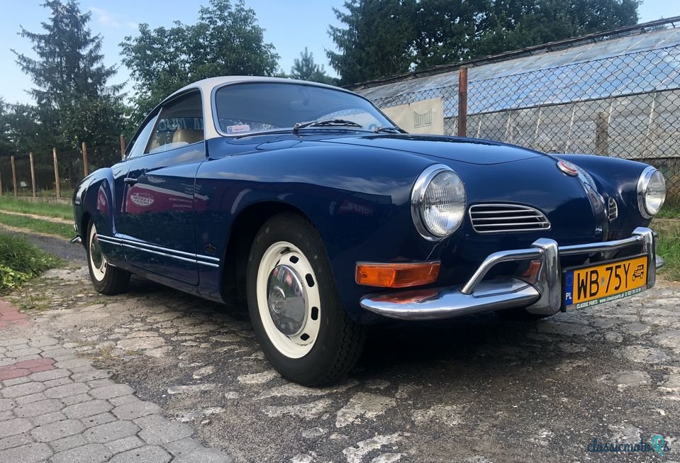 1970' Volkswagen Karmann Ghia photo #5