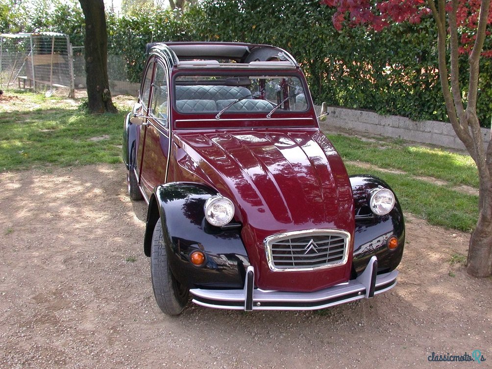 1982' Citroen 2CV photo #4