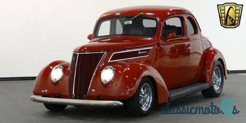 1937' Ford Coupe photo #3