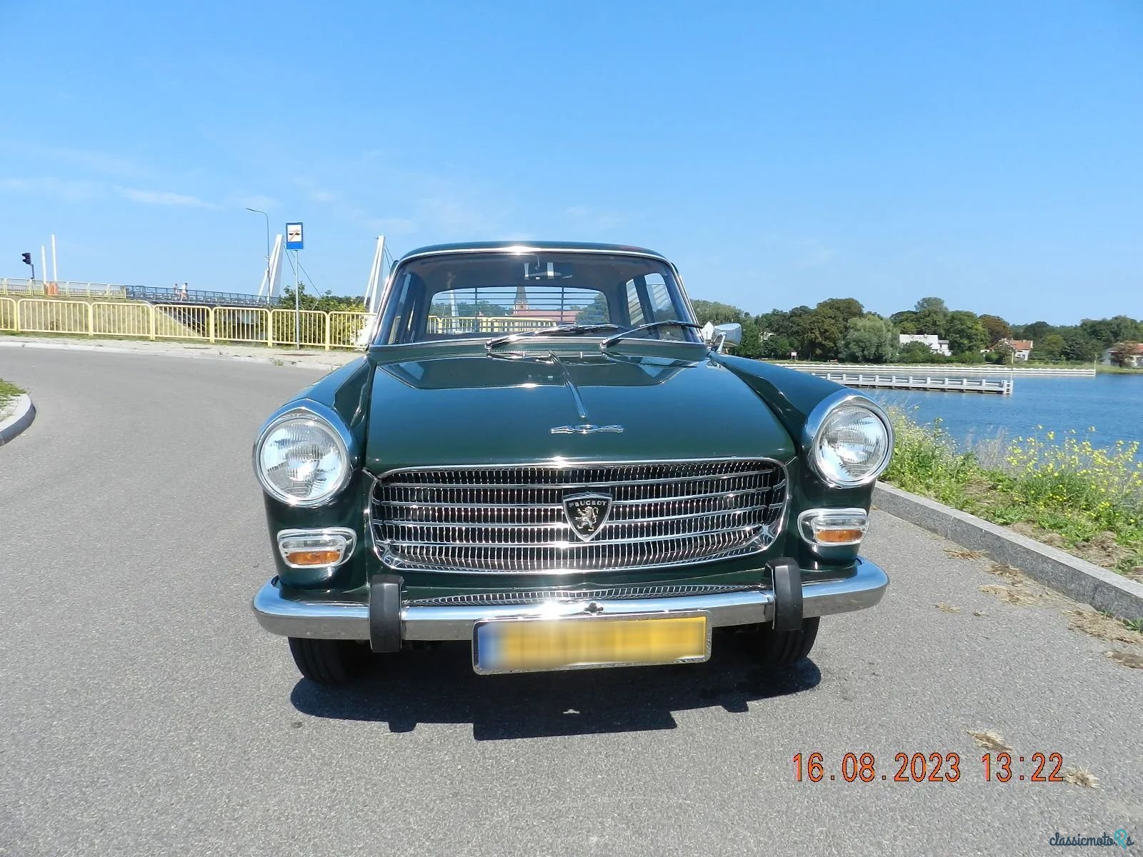 1967' Peugeot 404 photo #5