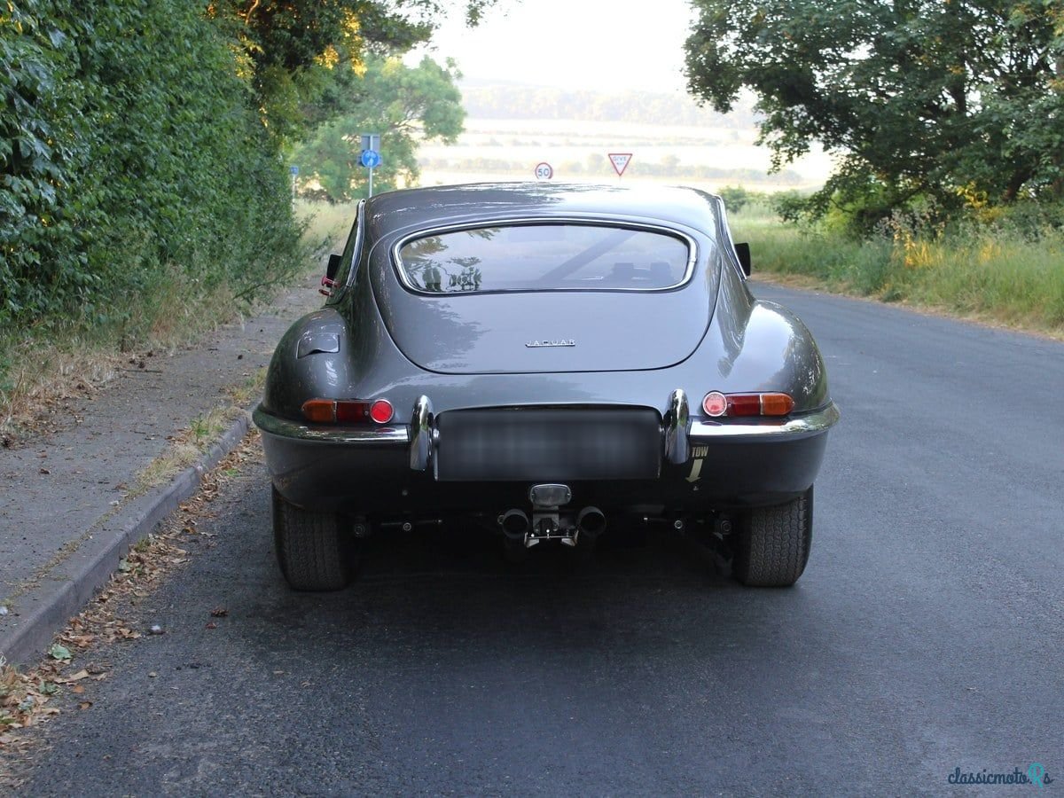 1961' Jaguar E-Type photo #6