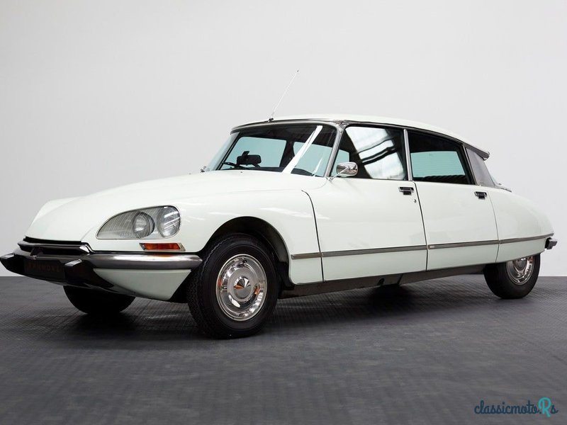 1973' Citroen DS photo #1