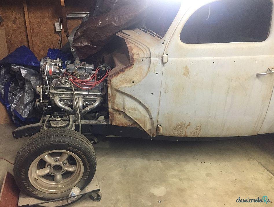 1939' Ford Deluxe photo #1