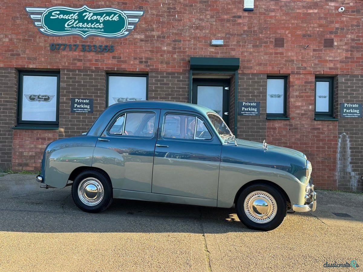 1956' Standard Ten photo #1