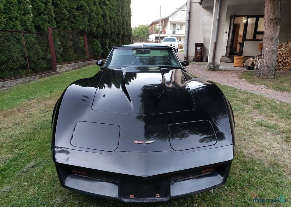 1980' Chevrolet Corvette photo #5