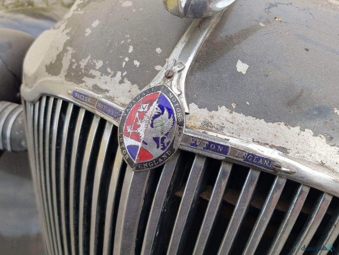1938' Vauxhall 25Hp Saloon photo #1