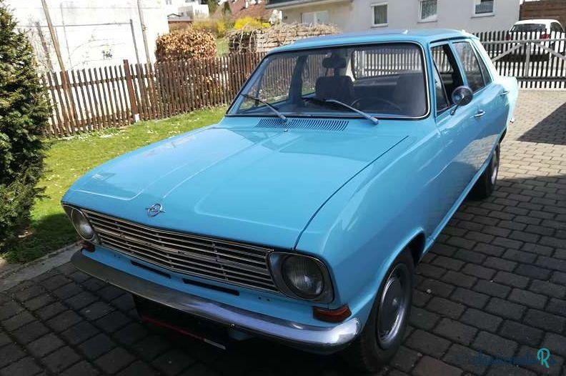 1972' Opel Kadett photo #2