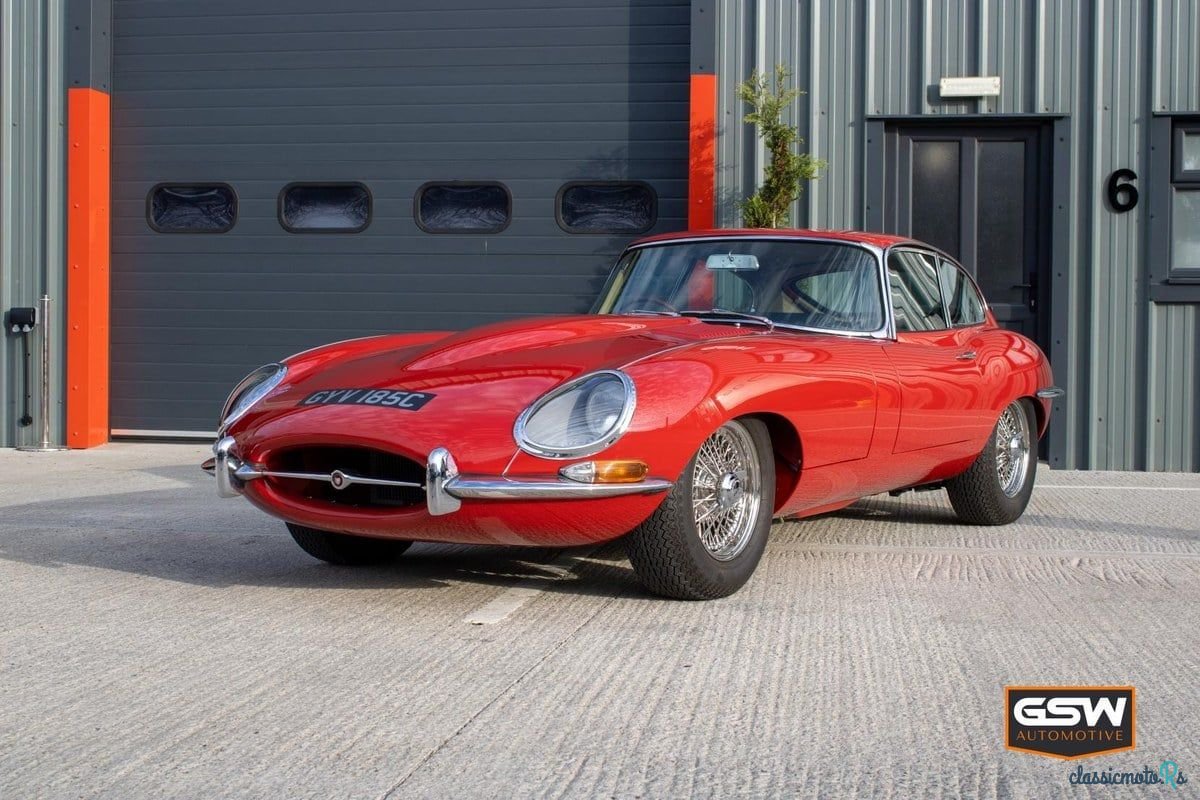 1965' Jaguar E-Type photo #1