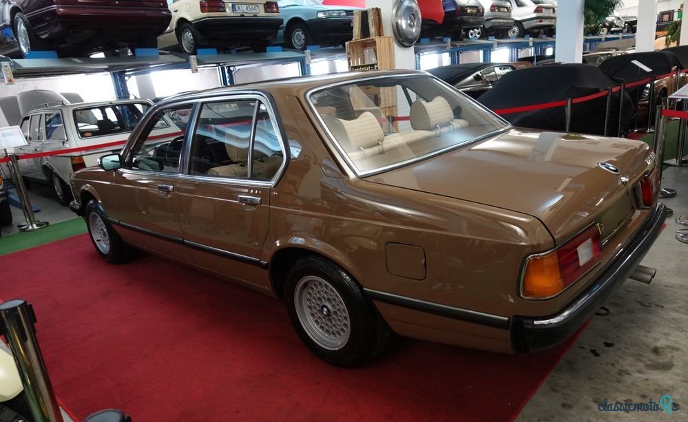 1980' BMW Seria 7 728 I photo #3