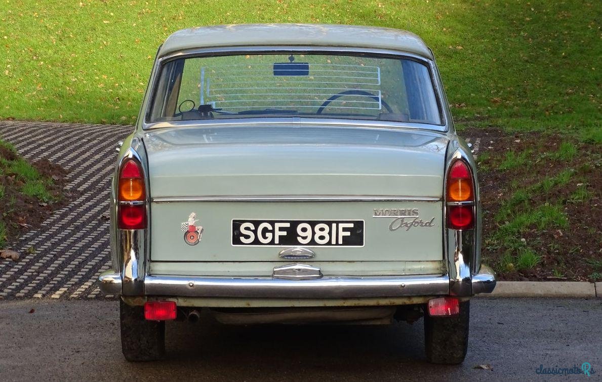 1968' Morris Oxford for sale. Essex