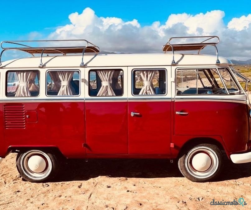 1969' Volkswagen Type 2 photo #2
