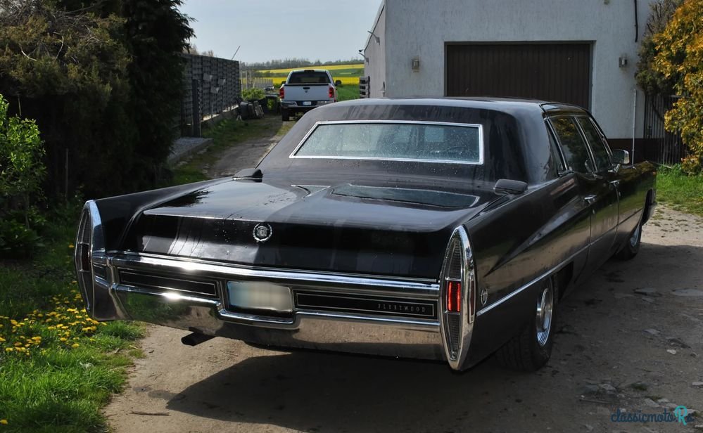 1968' Cadillac Fleetwood photo #3