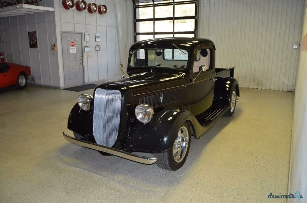 1937' Ford Pickup photo #4