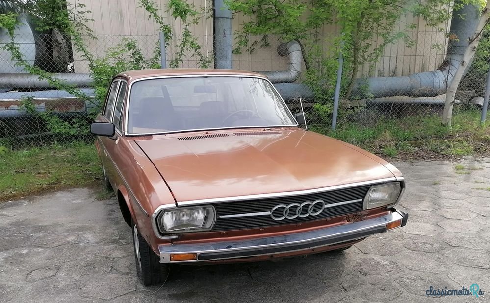 1975' Audi 100 photo #3