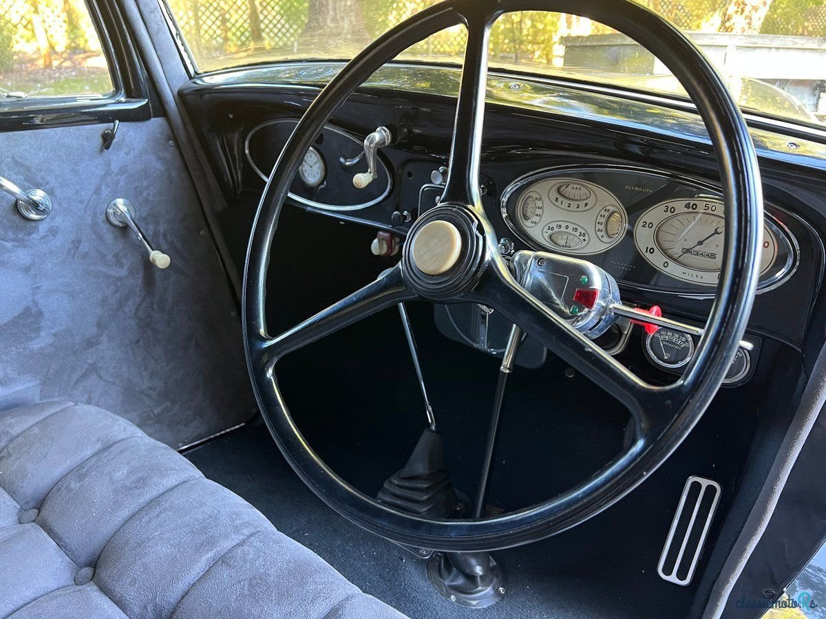 1934' Plymouth Cuda photo #5