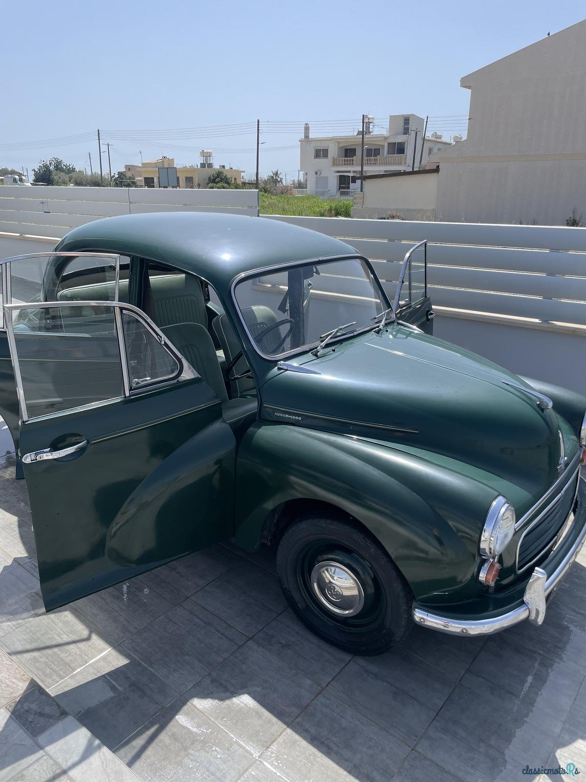 1964' Morris Minor Saloon photo #1