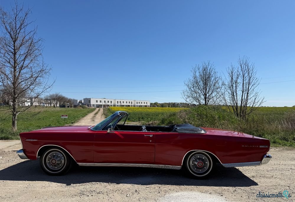 1966' Ford Galaxy photo #3