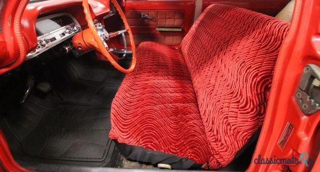 1961' Chevrolet Corvair photo #3