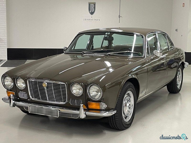 1972' Jaguar XJ photo #3