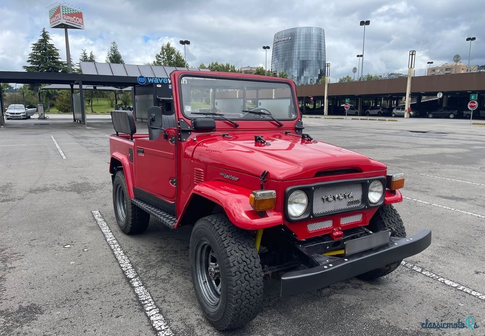 1980' Toyota Land Cruiser photo #3