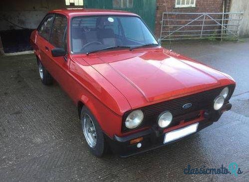 1980' Ford Escort photo #3