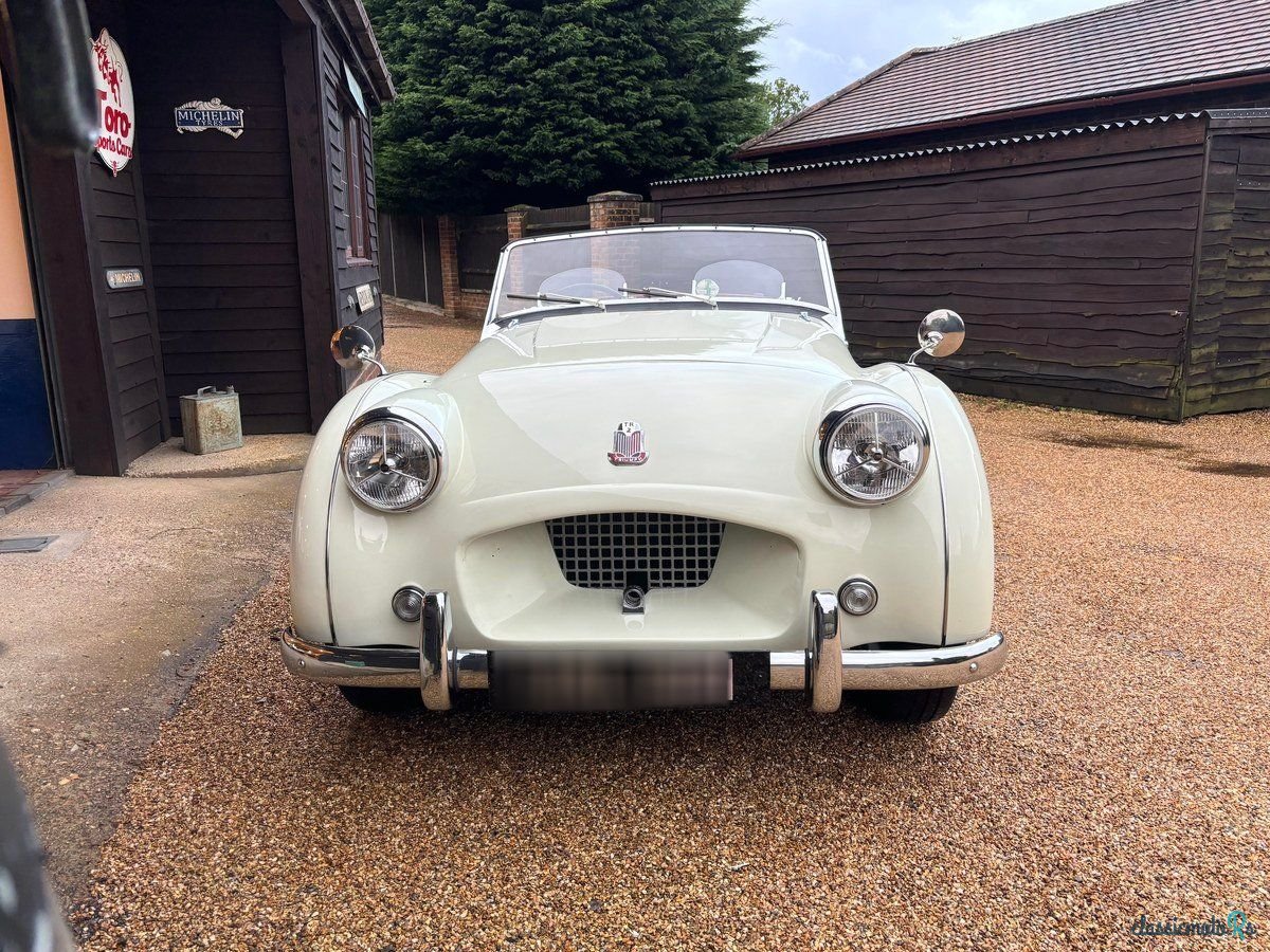 1955' Triumph TR2 photo #2