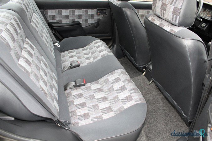 1991' Subaru Justy photo #5