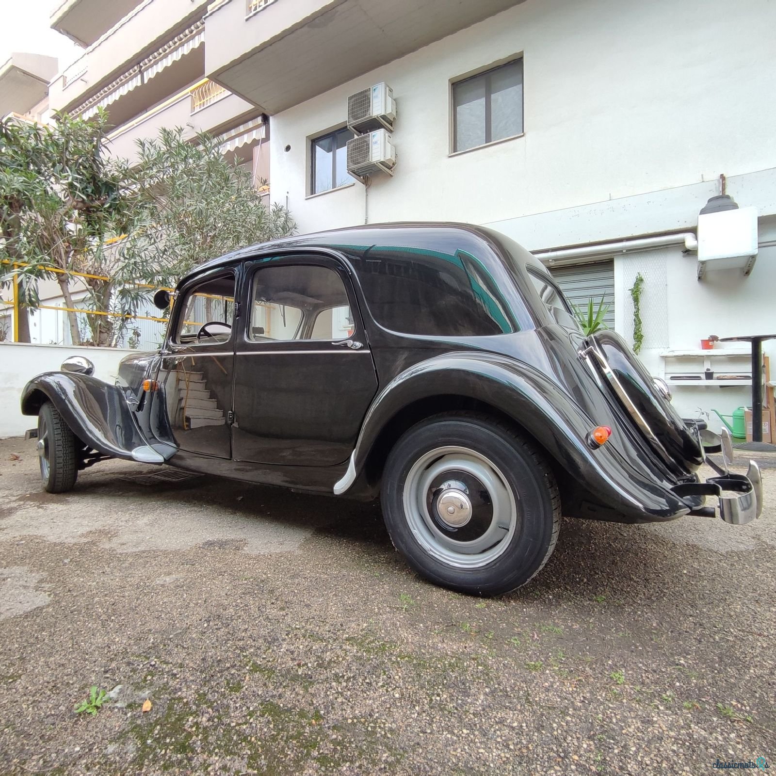 1954' Citroen Traction photo #4