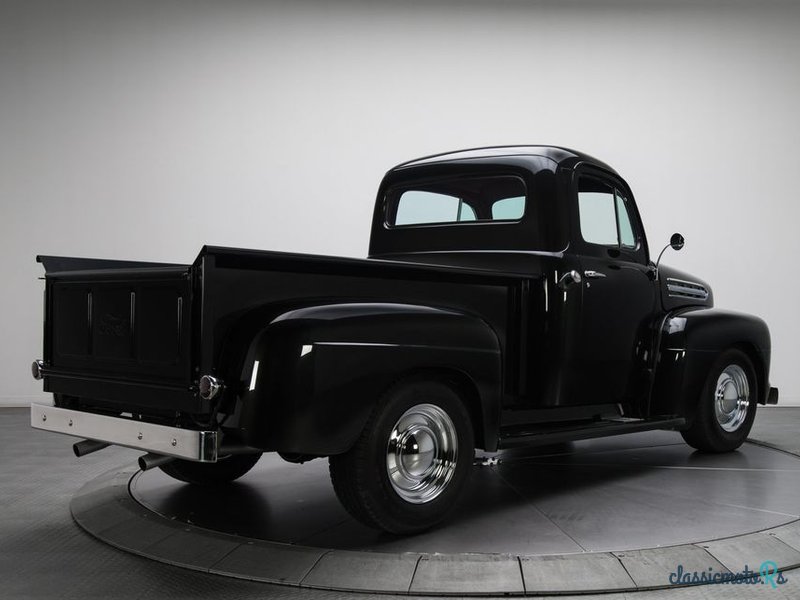 1952' Ford F-100 photo #4