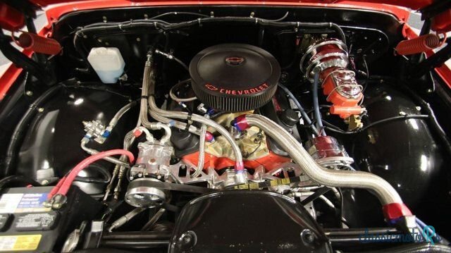 1970' Chevrolet C/K Truck photo #2