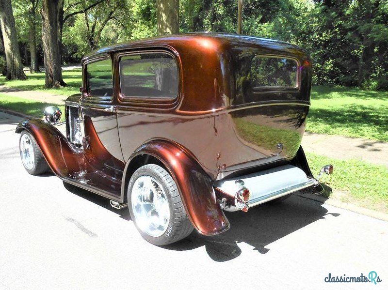 1932' Ford Custom photo #3