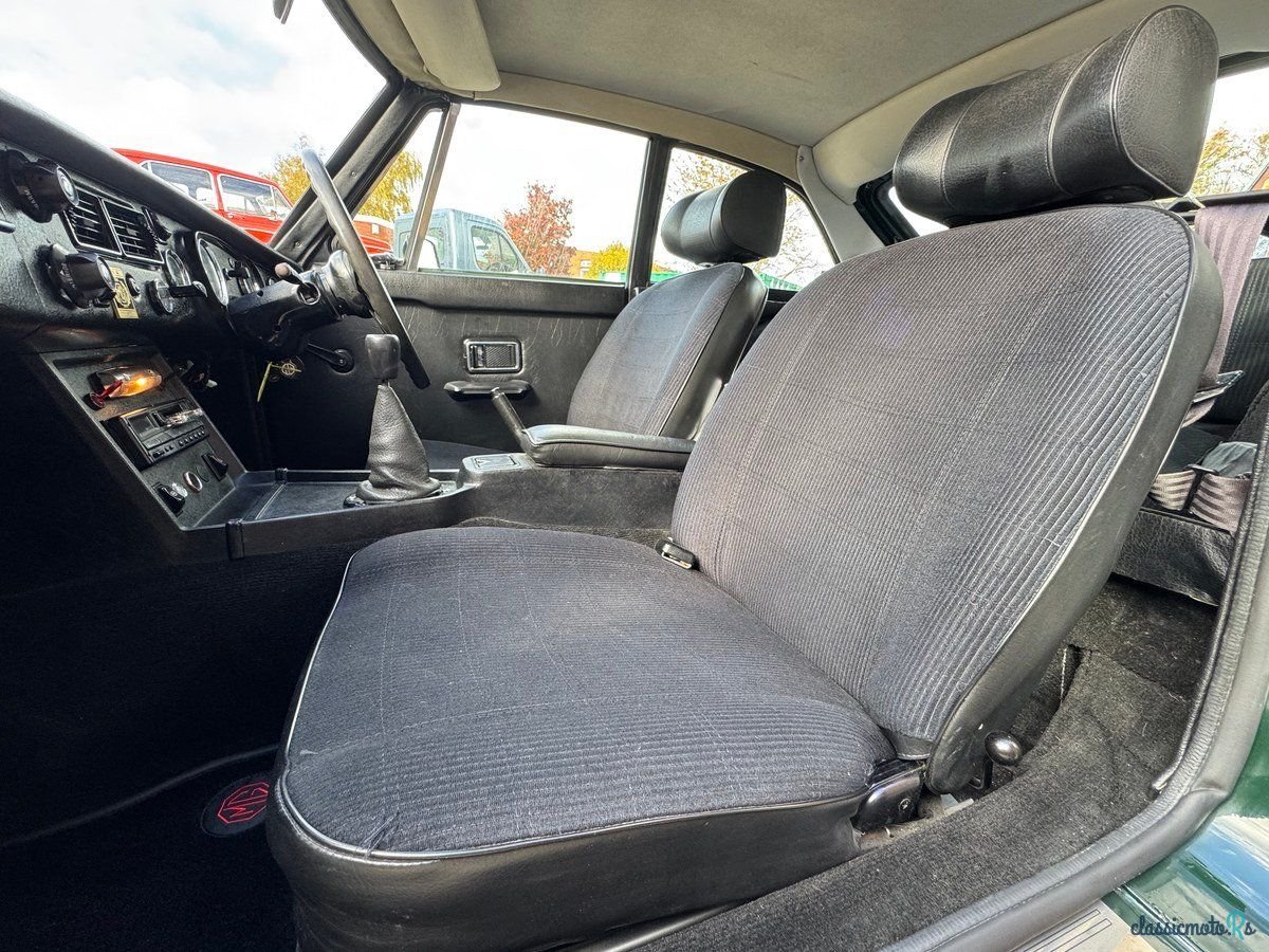 1975' MG MGB photo #4