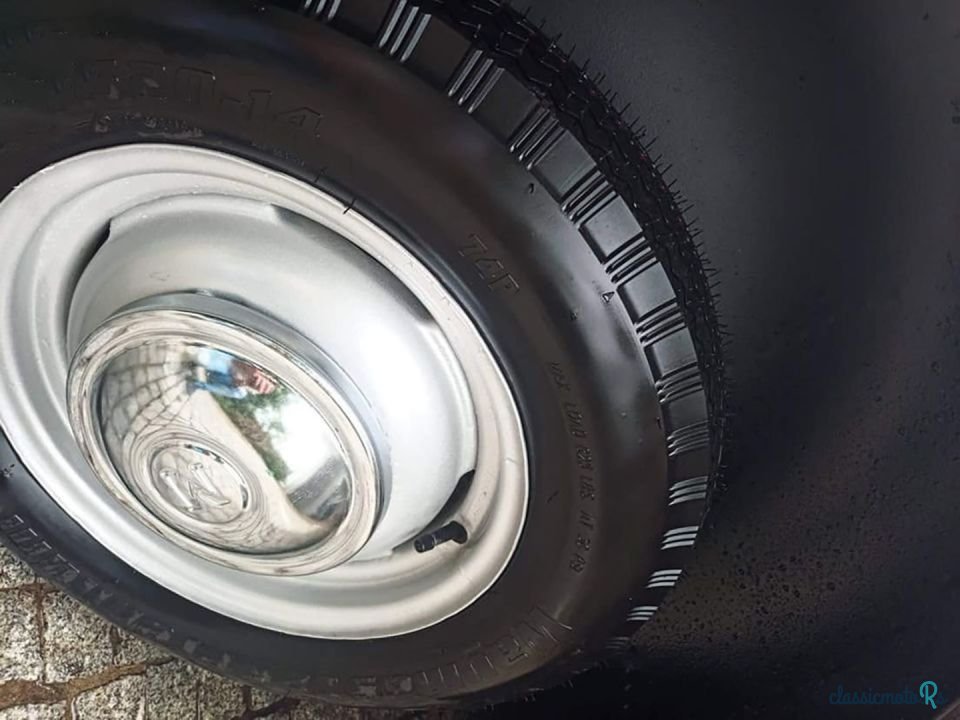 1952' Austin Morris Minor photo #5